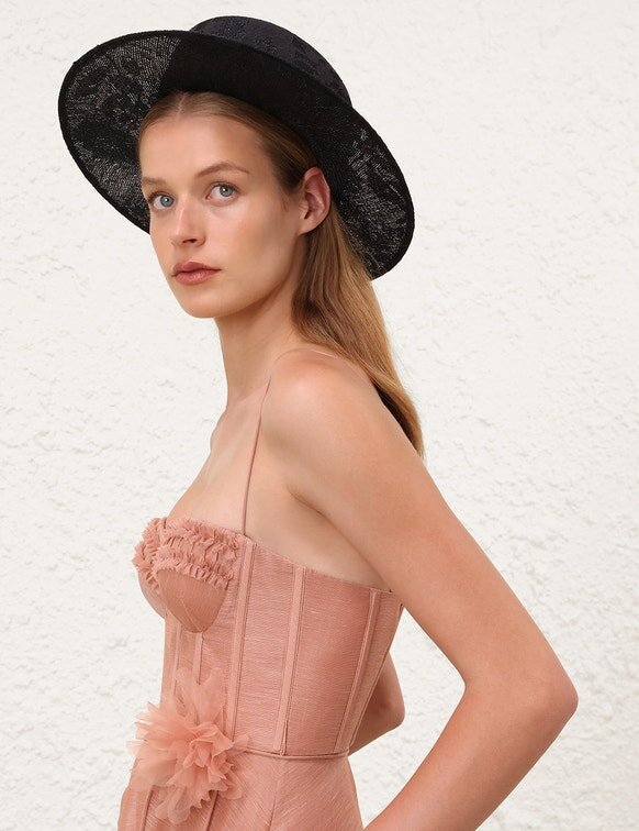 Černý krajkový klobouk Černý krajkový klobouk